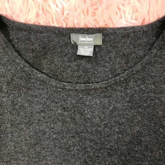 Neiman Marcus Asymmetric Cashmere Gray Sweater XS - Picture 6 of 8